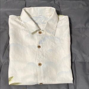 Tommy Bahama short sleeved shirt. Size XL